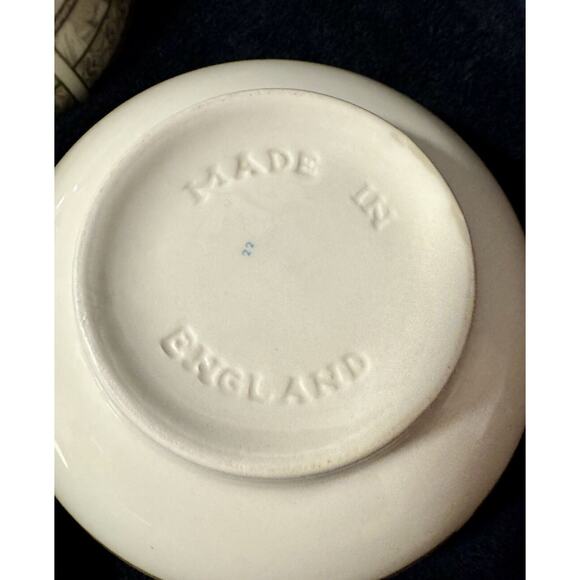 Johnson Brothers Enchanted Garden Fruit Saucer Bowl England Violet Pansy Lot 2 - Picture 6 of 8